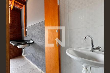 Casa à venda com 150m², 2 quartos e 2 vagas Casa à venda com 150m², 2 quartos e 2 vagasBanheiro 3