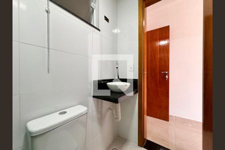 Casa à venda com 150m², 2 quartos e 2 vagas Casa à venda com 150m², 2 quartos e 2 vagasBanheiro da suíte 1