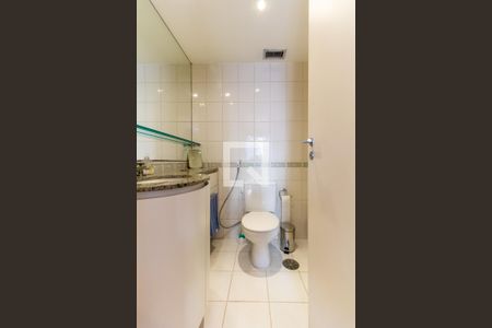 Apartamento para alugar com 70m², 2 quartos e 2 vagasBanheiro da Suíte