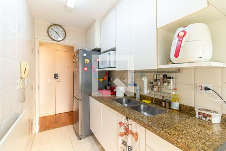 Apartamento para alugar com 70m², 2 quartos e 2 vagasCozinha