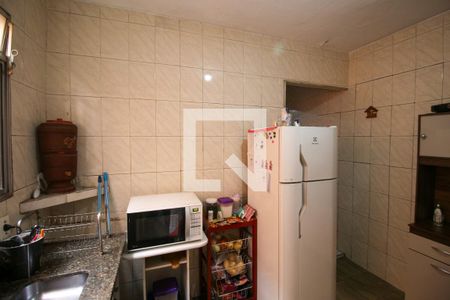 Casa à venda com 120m², 6 quartos e 1 vaga Casa à venda com 120m², 6 quartos e 1 vagaCozinha