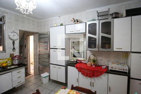 Casa à venda com 120m², 6 quartos e 1 vaga Casa à venda com 120m², 6 quartos e 1 vagaCozinha 2