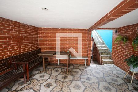 Casa à venda com 120m², 6 quartos e 1 vaga Casa à venda com 120m², 6 quartos e 1 vagaGaragem