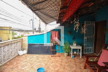 Casa à venda com 120m², 6 quartos e 1 vaga Casa à venda com 120m², 6 quartos e 1 vagaQuarto 3 / Varanda