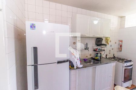 Apartamento à venda com 72m², 2 quartos e 1 vagaCozinha e Área de Serviço