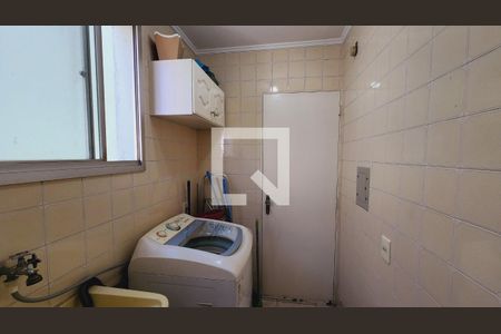 Apartamento à venda com 76m², 2 quartos e 1 vaga Apartamento à venda com 76m², 2 quartos e 1 vagaCozinha e Área de Serviço