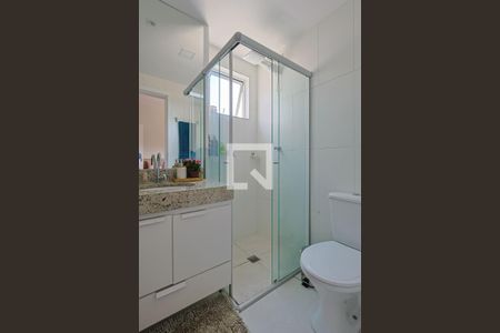 Apartamento à venda com 60m², 2 quartos e 2 vagas Apartamento à venda com 60m², 2 quartos e 2 vagasBanheiro do Quarto 2