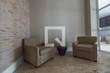 Apartamento à venda com 79m², 2 quartos e 2 vagasHall social