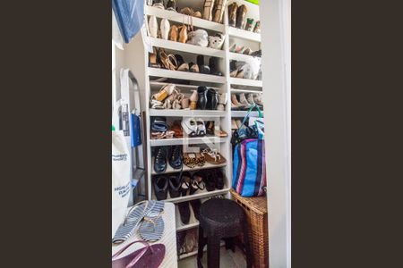 Apartamento à venda com 79m², 2 quartos e 2 vagasQuarto de Serviço