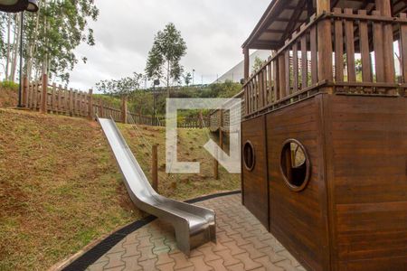 Apartamento à venda com 79m², 2 quartos e 2 vagasÁrea comum - Playground