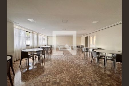 Apartamento à venda com 140m², 3 quartos e 1 vaga Apartamento à venda com 140m², 3 quartos e 1 vagaÁrea comum