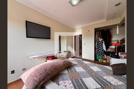 Apartamento à venda com 140m², 3 quartos e 1 vaga Apartamento à venda com 140m², 3 quartos e 1 vagaSuíte