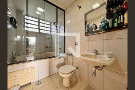 Apartamento à venda com 140m², 3 quartos e 1 vaga Apartamento à venda com 140m², 3 quartos e 1 vagaBanheiro da Suíte