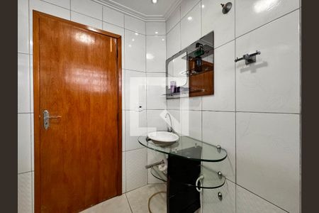 Apartamento à venda com 140m², 3 quartos e 1 vaga Apartamento à venda com 140m², 3 quartos e 1 vagaBanheiro