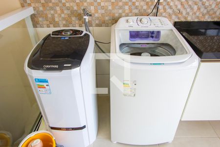 Apartamento à venda com 100m², 2 quartos e 2 vagas Apartamento à venda com 100m², 2 quartos e 2 vagasÁrea de serviço