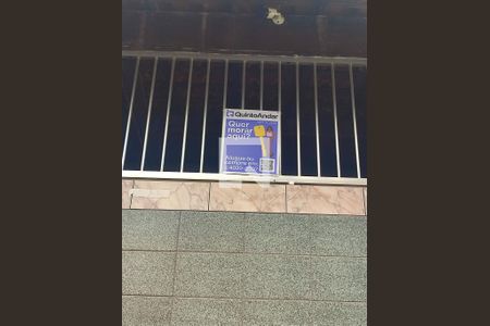 Casa à venda com 250m², 3 quartos e 2 vagas Casa à venda com 250m², 3 quartos e 2 vagasPlaca