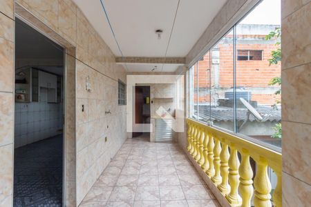 Casa à venda com 250m², 3 quartos e 2 vagas Casa à venda com 250m², 3 quartos e 2 vagasÁrea de Serviço