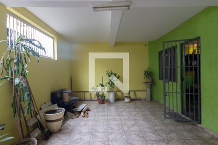 Casa à venda com 250m², 3 quartos e 2 vagas Casa à venda com 250m², 3 quartos e 2 vagasEntrada