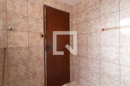 Casa à venda com 250m², 3 quartos e 2 vagas Casa à venda com 250m², 3 quartos e 2 vagasBanheiro