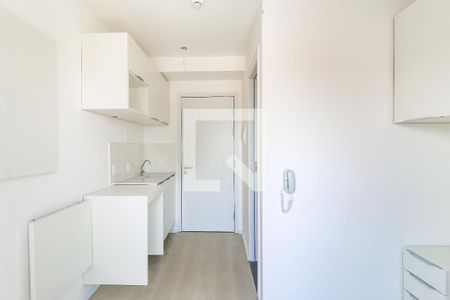 Sala/Quarto de kitnet/studio para alugar com 1 quarto, 15m² em Jardim Aeroporto, São Paulo