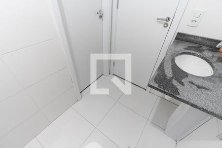 Apartamento para alugar com 35m², 2 quartos e sem vaga Apartamento para alugar com 35m², 2 quartos e sem vagaBanheiro