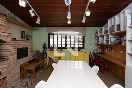 Casa à venda com 123m², 3 quartos e 2 vagas Casa à venda com 123m², 3 quartos e 2 vagasÁrea Gourmet