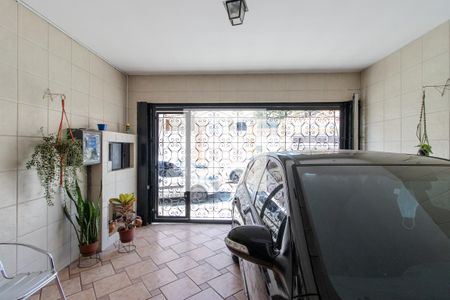 Casa à venda com 123m², 3 quartos e 2 vagas Casa à venda com 123m², 3 quartos e 2 vagasGaragem