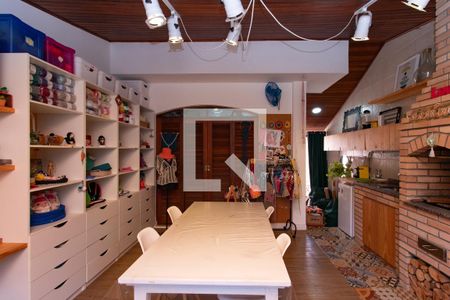 Casa à venda com 123m², 3 quartos e 2 vagas Casa à venda com 123m², 3 quartos e 2 vagasÁrea Gourmet