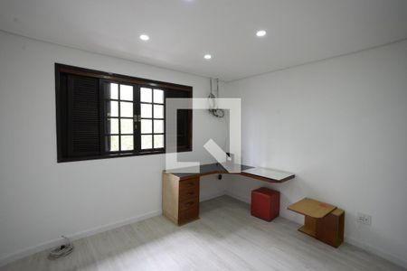 Casa à venda com 612m², 3 quartos e 2 vagasSuíte 1