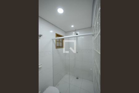 Casa à venda com 612m², 3 quartos e 2 vagasBanheiro da Suíte