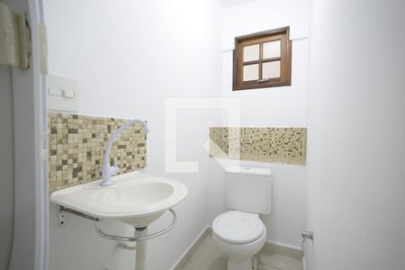 Casa à venda com 612m², 3 quartos e 2 vagasBanheiro de Serviço 2