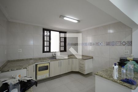 Casa à venda com 612m², 3 quartos e 2 vagasCozinha