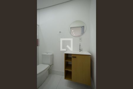 Casa à venda com 612m², 3 quartos e 2 vagasBanheiro da Suíte 2