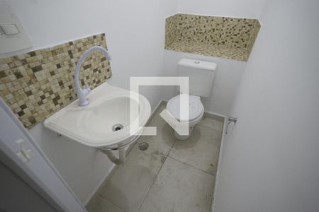 Casa à venda com 612m², 3 quartos e 2 vagasBanheiro de Serviço 2