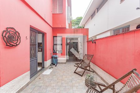 Casa à venda com 130m², 3 quartos e 2 vagas
