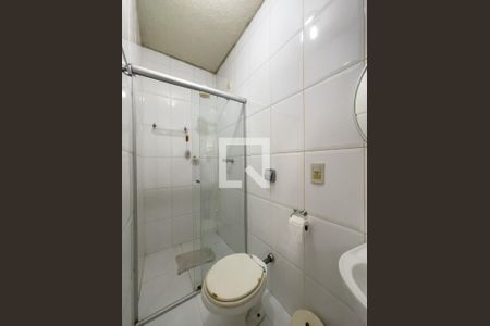 Casa à venda com 203m², 4 quartos e 2 vagas Casa à venda com 203m², 4 quartos e 2 vagasBanheiro de Serviço