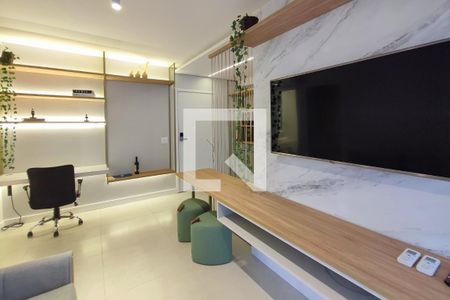 Sala de apartamento à venda com 1 quarto, 44m² em Cambuí, Campinas