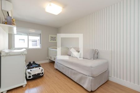 Apartamento à venda com 379m², 4 quartos e 4 vagas Apartamento à venda com 379m², 4 quartos e 4 vagasSuíte 2