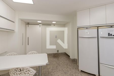 Apartamento à venda com 379m², 4 quartos e 4 vagas Apartamento à venda com 379m², 4 quartos e 4 vagasCozinha