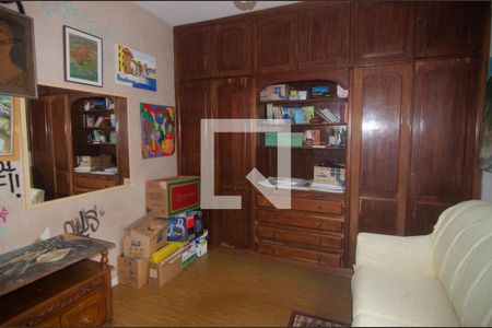 Apartamento à venda com 176m², 3 quartos e 2 vagas Apartamento à venda com 176m², 3 quartos e 2 vagasQuarto 3