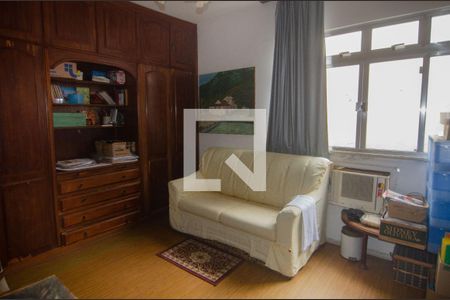 Apartamento à venda com 176m², 3 quartos e 2 vagas Apartamento à venda com 176m², 3 quartos e 2 vagasQuarto 3