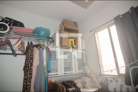 Apartamento à venda com 176m², 3 quartos e 2 vagas Apartamento à venda com 176m², 3 quartos e 2 vagasQuarto de Serviço