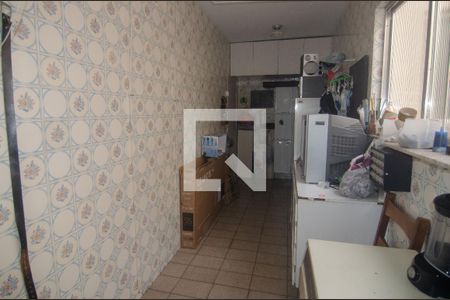 Apartamento à venda com 176m², 3 quartos e 2 vagas Apartamento à venda com 176m², 3 quartos e 2 vagasÁrea de serviço