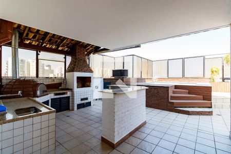 Apartamento à venda com 242m², 4 quartos e 4 vagas Apartamento à venda com 242m², 4 quartos e 4 vagasCobertura