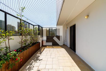 Apartamento à venda com 242m², 4 quartos e 4 vagas Apartamento à venda com 242m², 4 quartos e 4 vagasCobertura