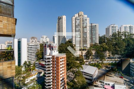 Apartamento à venda com 242m², 4 quartos e 4 vagas Apartamento à venda com 242m², 4 quartos e 4 vagasSuite 1