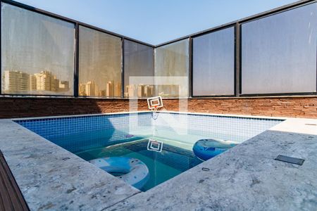 Apartamento à venda com 242m², 4 quartos e 4 vagas Apartamento à venda com 242m², 4 quartos e 4 vagasCobertura