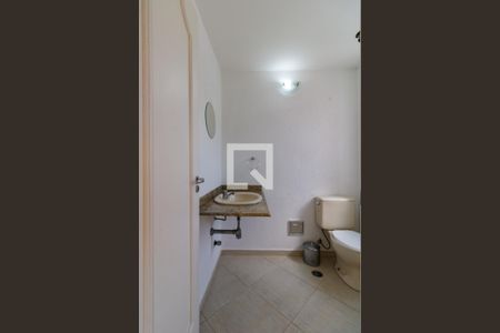 Apartamento à venda com 242m², 4 quartos e 4 vagas Apartamento à venda com 242m², 4 quartos e 4 vagasCobertura