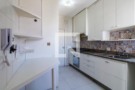 Apartamento à venda com 242m², 4 quartos e 4 vagas Apartamento à venda com 242m², 4 quartos e 4 vagasCozinha