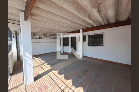 Casa à venda com 126m², 2 quartos e 2 vagas Casa à venda com 126m², 2 quartos e 2 vagasFoto 24
